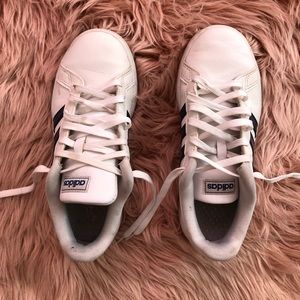 White Adidas White rubber shoes